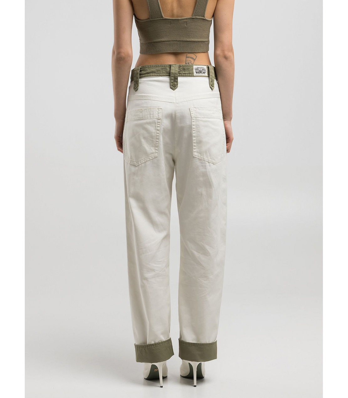 カラーブロック コンフォートフィットホワイトパンツ（セットアップモデル） 詳細画像 バターホワイトオリーブ 2